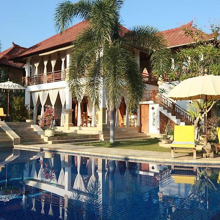 Villa Jakaranda And Villa Marakuya Lovina Eksteriør billede